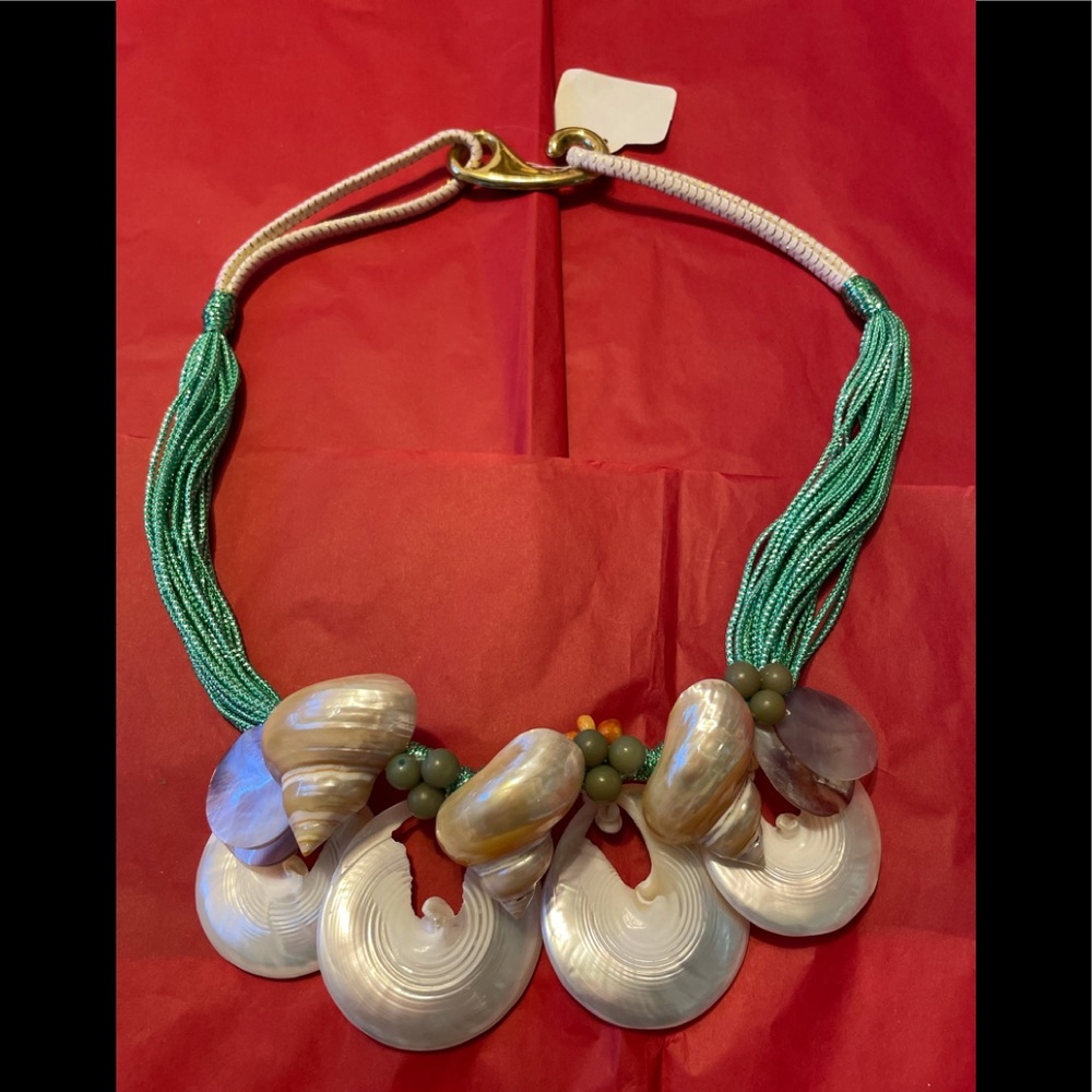 New FromThe Philippines Elegant White Pearl Shells
